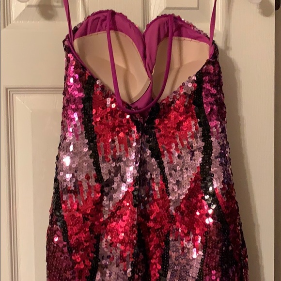 Prom Dress - Picture 4 of 7